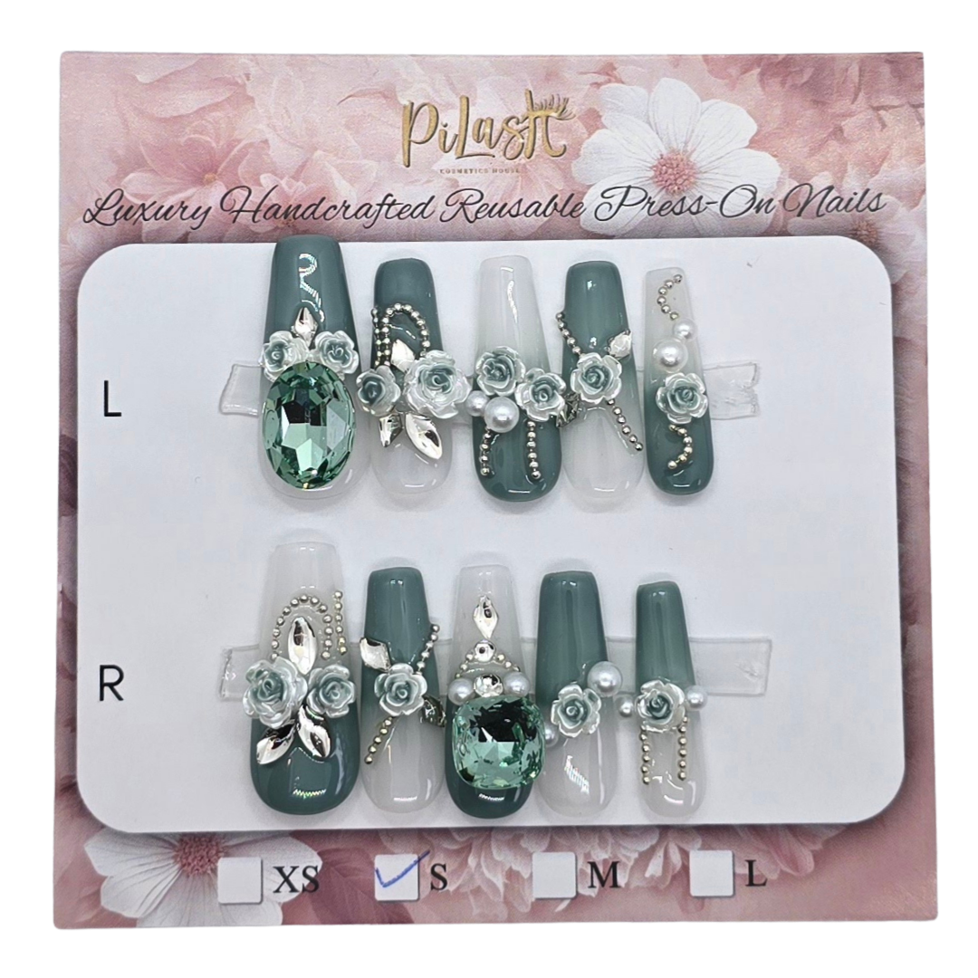 PRESS-ON NAILS (SMALL)