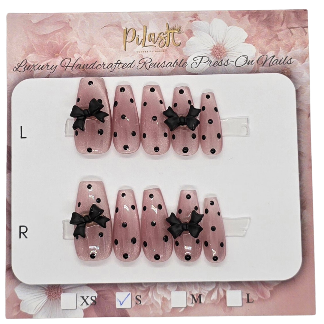 PRESS-ON NAILS (SMALL)