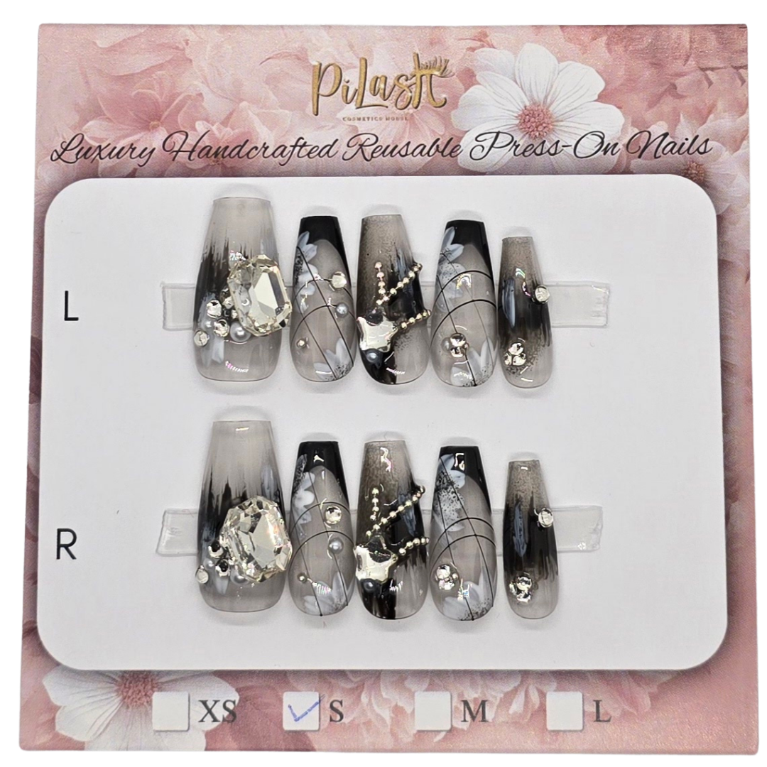 PRESS-ON NAILS (SMALL)